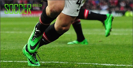 Global Football Boots Spotting - 23/12/13 - Football News