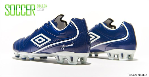 Umbro Speciali 4 - /