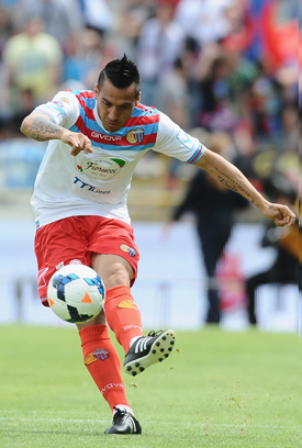 Fabian Monzon (Calcio Catania) adidas Copa Mundial