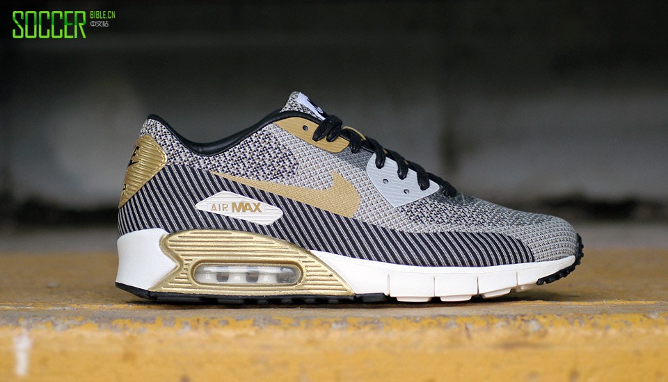 nike-sportswear-gold-collection-img1