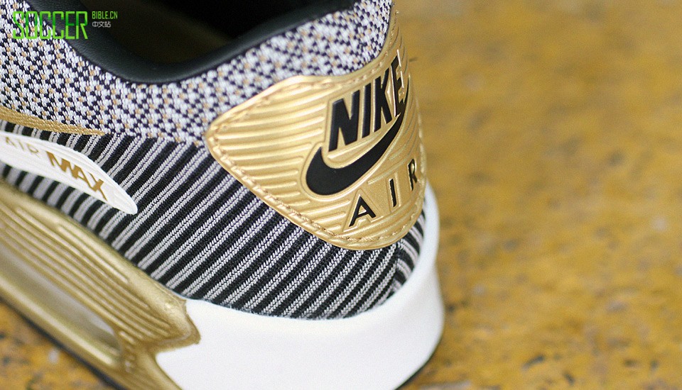 nike-sportswear-gold-collection-img3