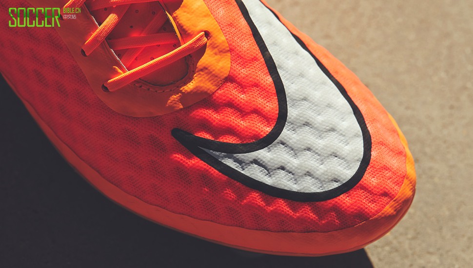 nike-hypervenom-orange-img2