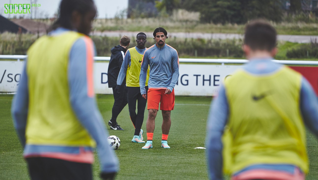 sami_khedira_sgp_nike_academy_day_img1