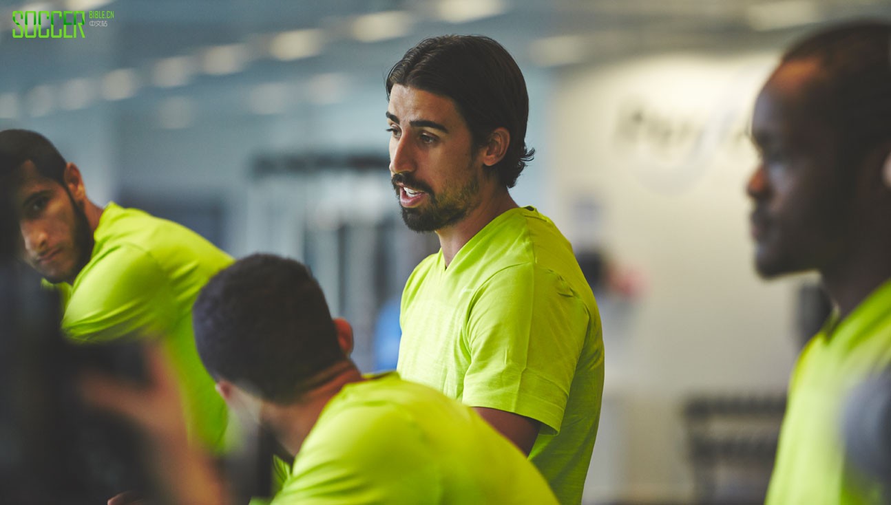 sami_khedira_sgp_nike_academy_day_img9 (1)