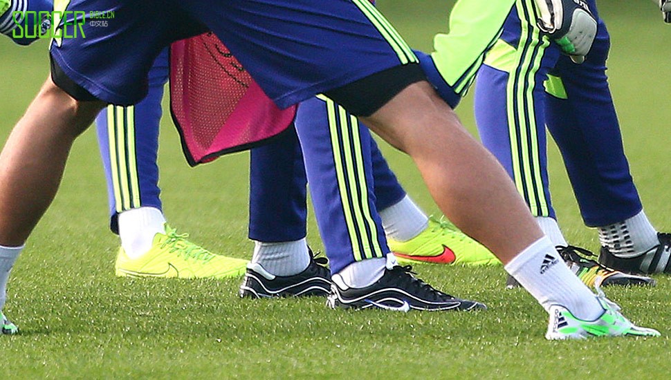 drogba_nike_mercurial_bootspot_img1