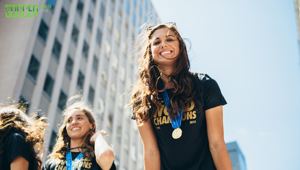 uswnt-victory-parade-3