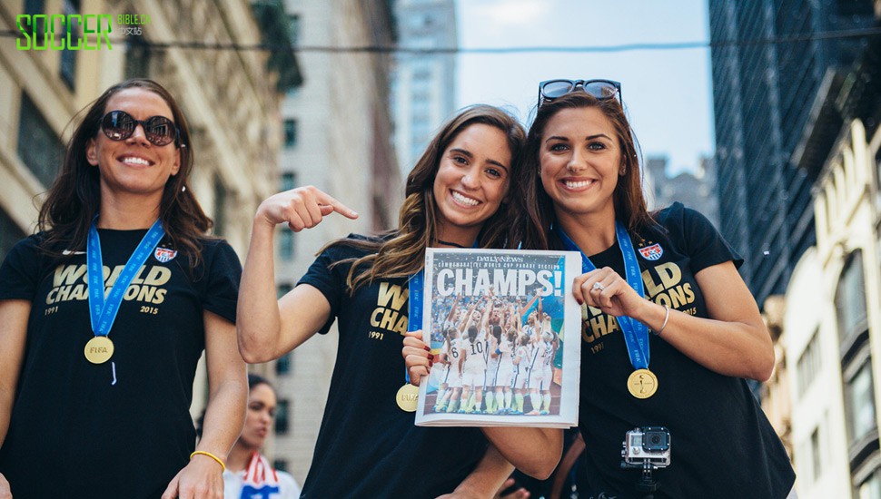 uswnt-victory-parade-4