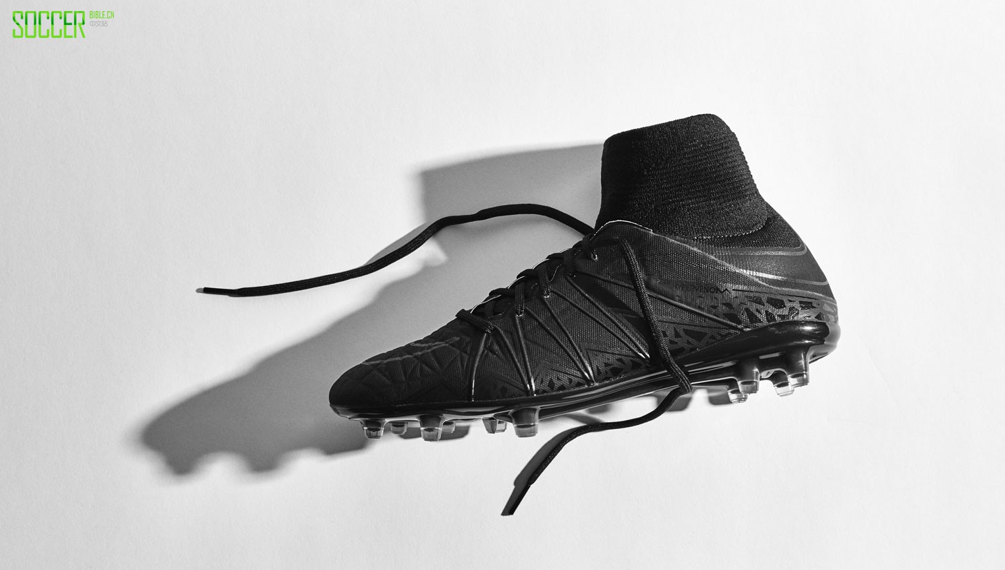 nike-hvii-triple-black-img2