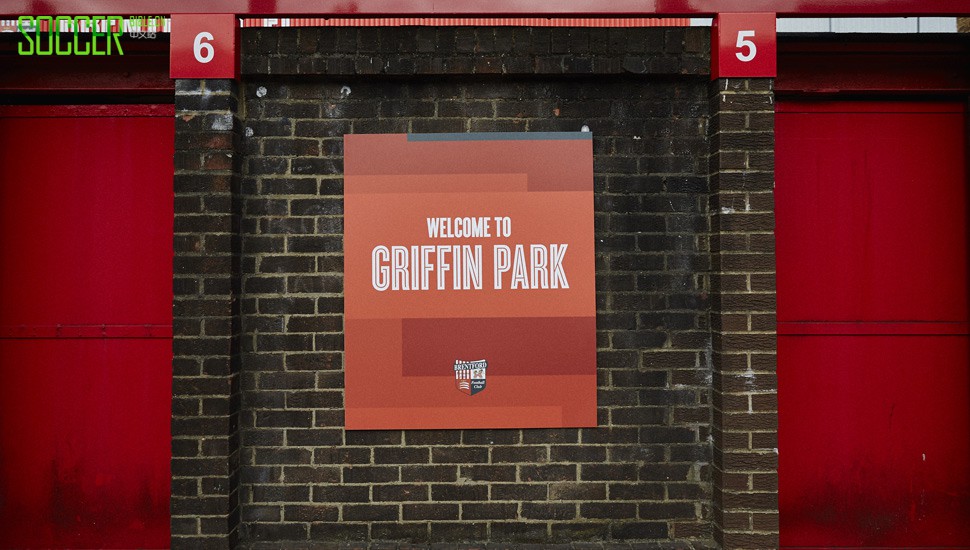 brentford-griffin-park-residence-3