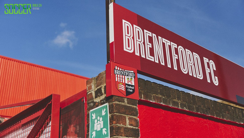 brentford-griffin-park-residence-48