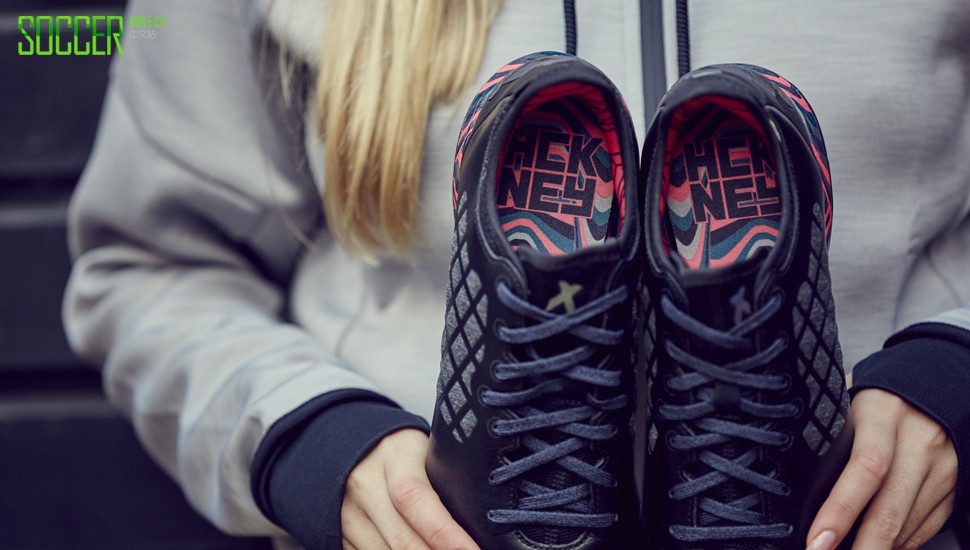 hackney-adidas-soccerbible-25