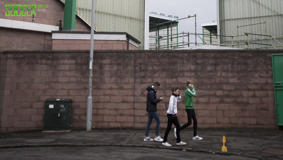 hibs-colin-mcpherson-soccerbible-residence-8