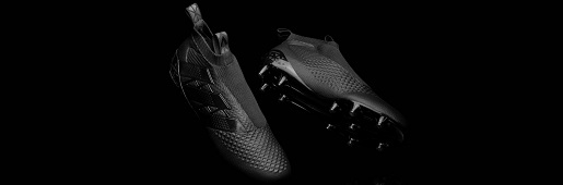 ���ϴ�˹չʾ����Ь��������