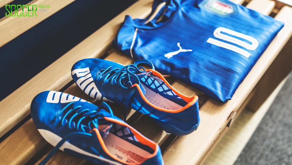 puma-italy-home-kit-soccerbible-7