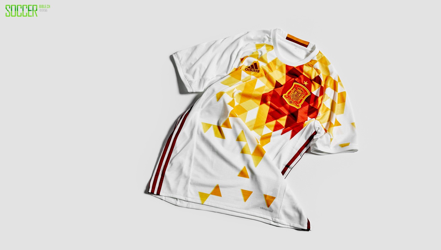 spain-euro-16-away-img4