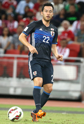 Maya Yoshida (Japan) Mizuno Wave Ignitus 3