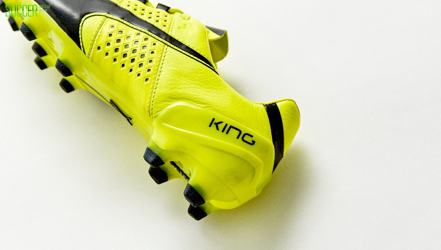 puma-king-ii-yellow-img10