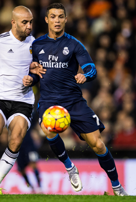 Cristiano Ronaldo (Real Madrid) Nike Mercurial Superfly CR7 324K Gold