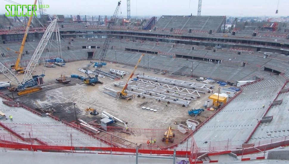 olympique-lyon-stadium-making-6