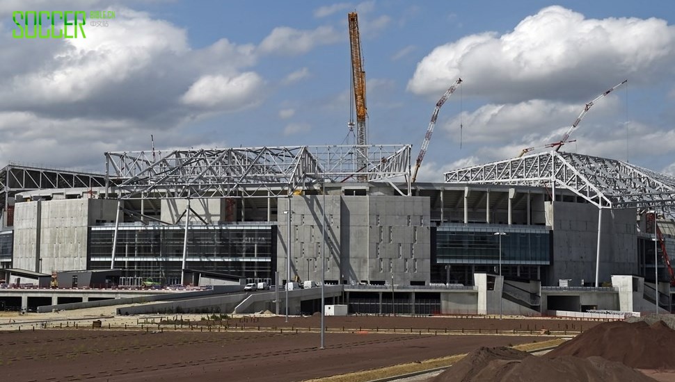 olympique-lyon-stadium-making-8