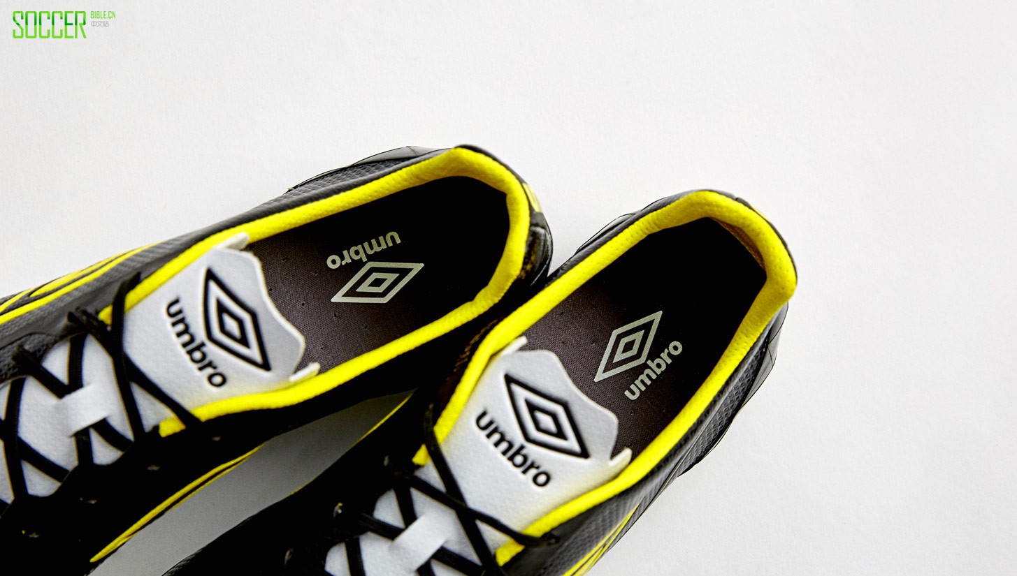 umbro-velocita-ii-blk-yellow-img6