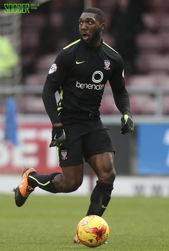 Femi Ilesanmi (York City) Concave Quantum +