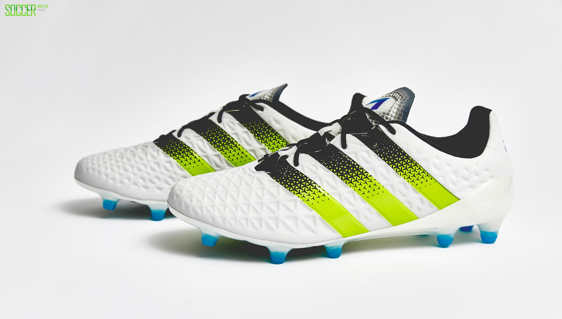 ace16-wht-green-img5