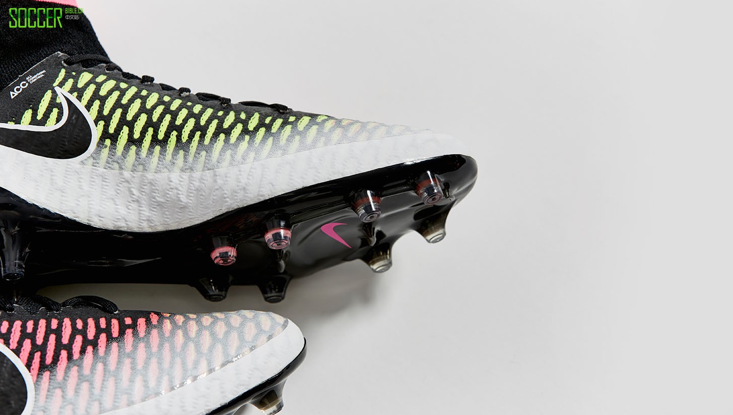 nike-radiant-pack-magista-4