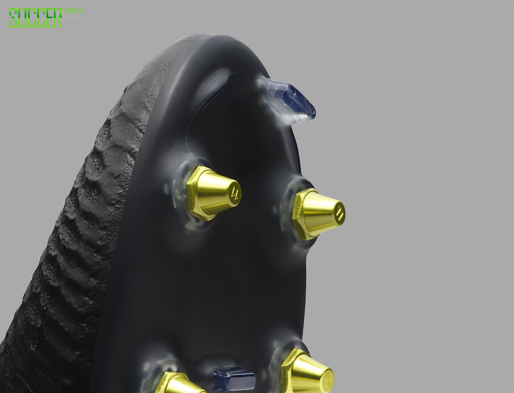 ͿAnti-Clog Traction