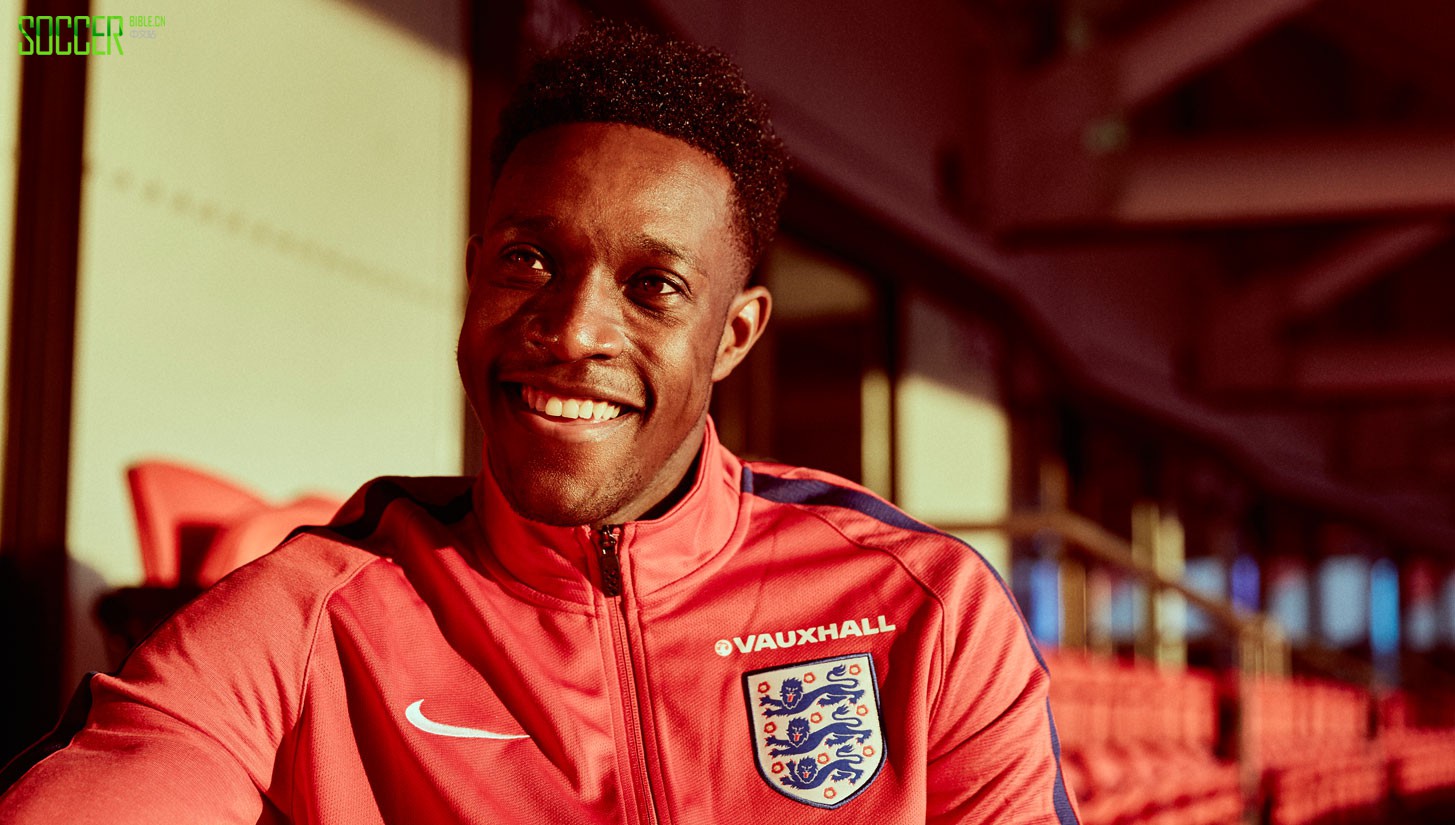 danny-welbeck-soccerbible-12