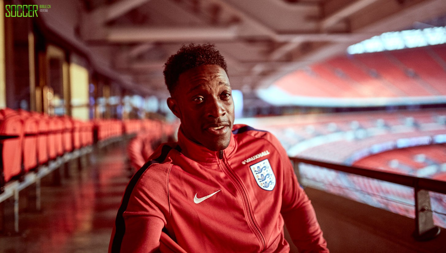 danny-welbeck-soccerbible-10