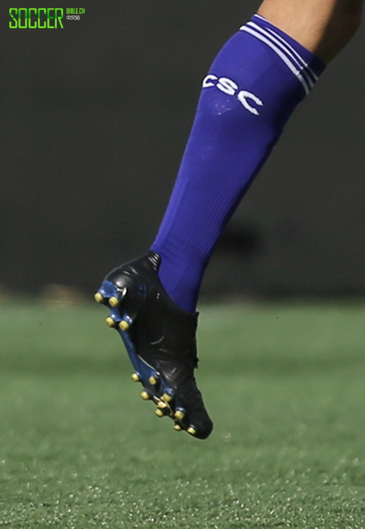 Kaka (Orlando City) Mizuno Morelia Neo