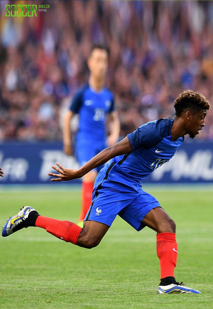 Kingsley Coman (France) Nike Mercurial Superfly Heritage iD