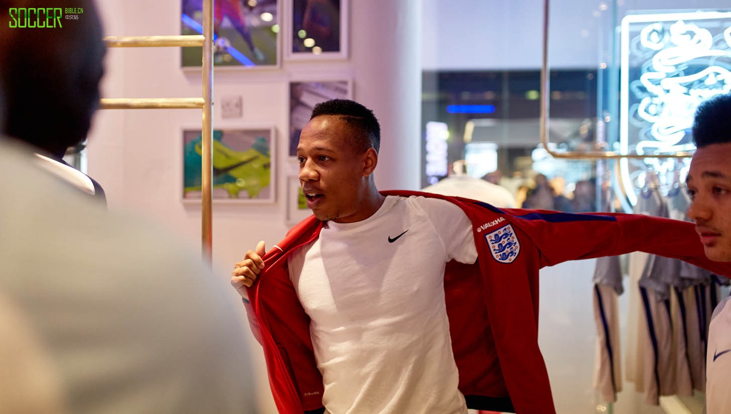 england-squad-niketown_0020_niketown-24