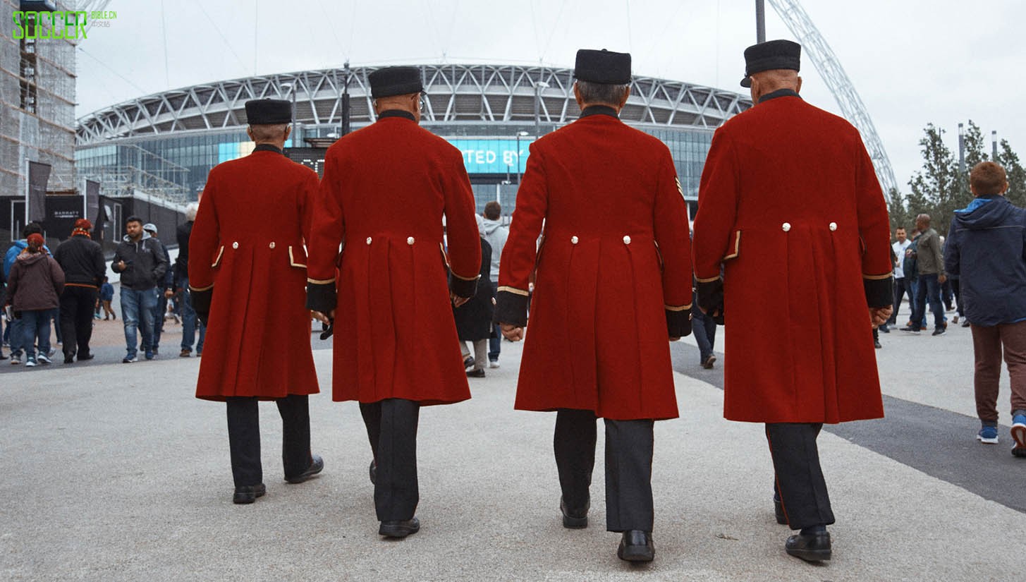 england-fans_0054_card_01_177