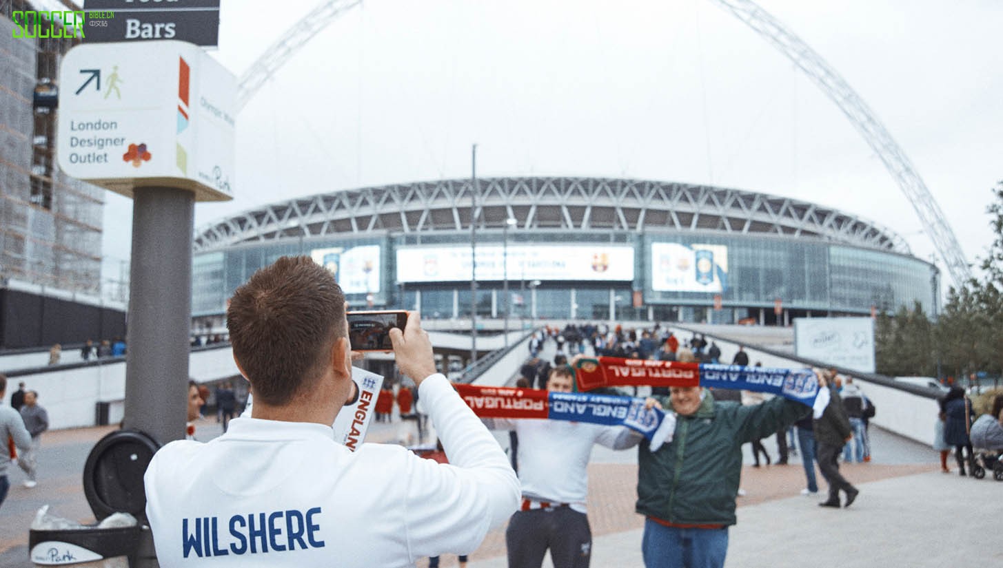 england-fans_0052_card_01_191