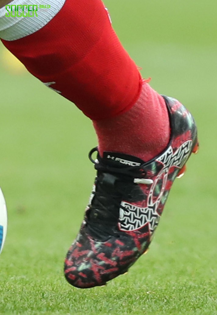 Granit Xhaka (Switzerland) Under Armour Clutchfit