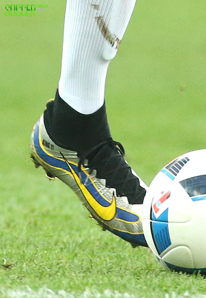 Kingsley Coman (France) Nike MERCURIAL SUPERFLY HERITAGE ID