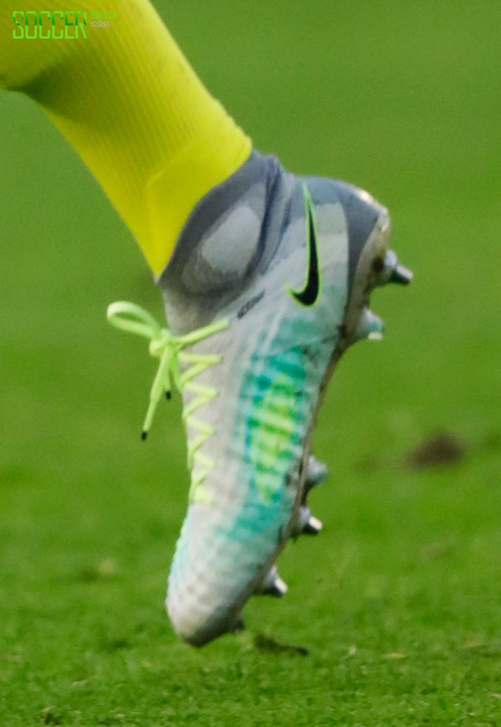 Kevin De Bruyne (Man City) Nike Magista Obra II