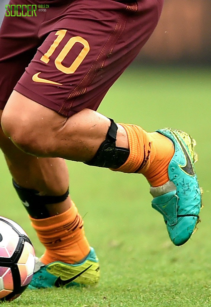 Francesco Totti (Roma) Nike Tiempo 6