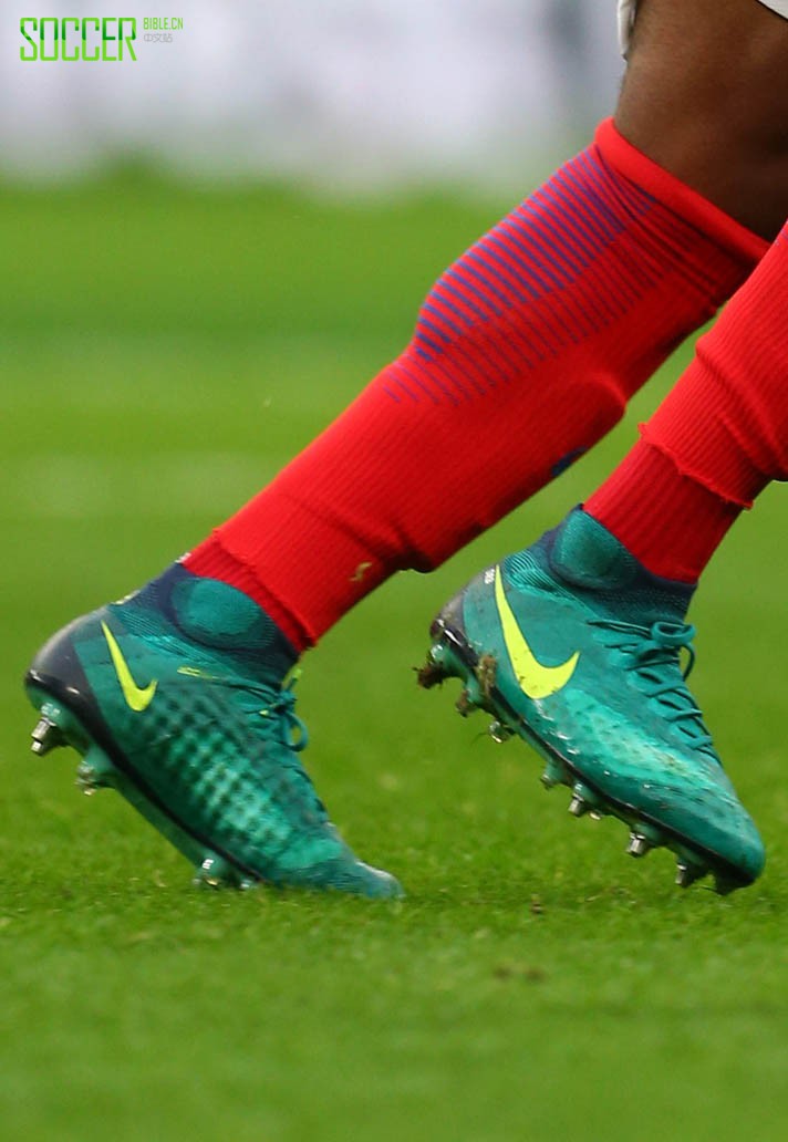 Danny Rose (England) Nike Magista Obra II