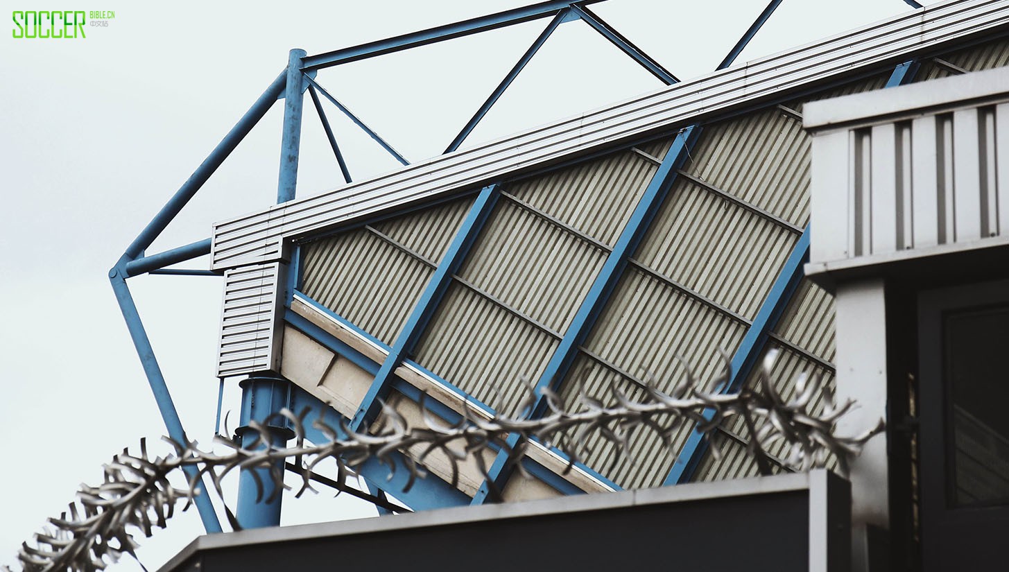 millwall-lionesses-framed_0003_img_2905