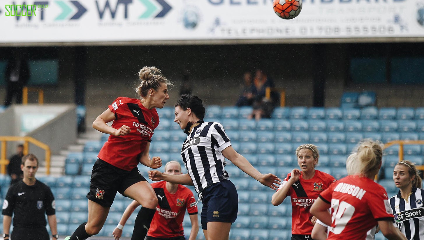 millwall-lionesses-framed_0014_img_2892