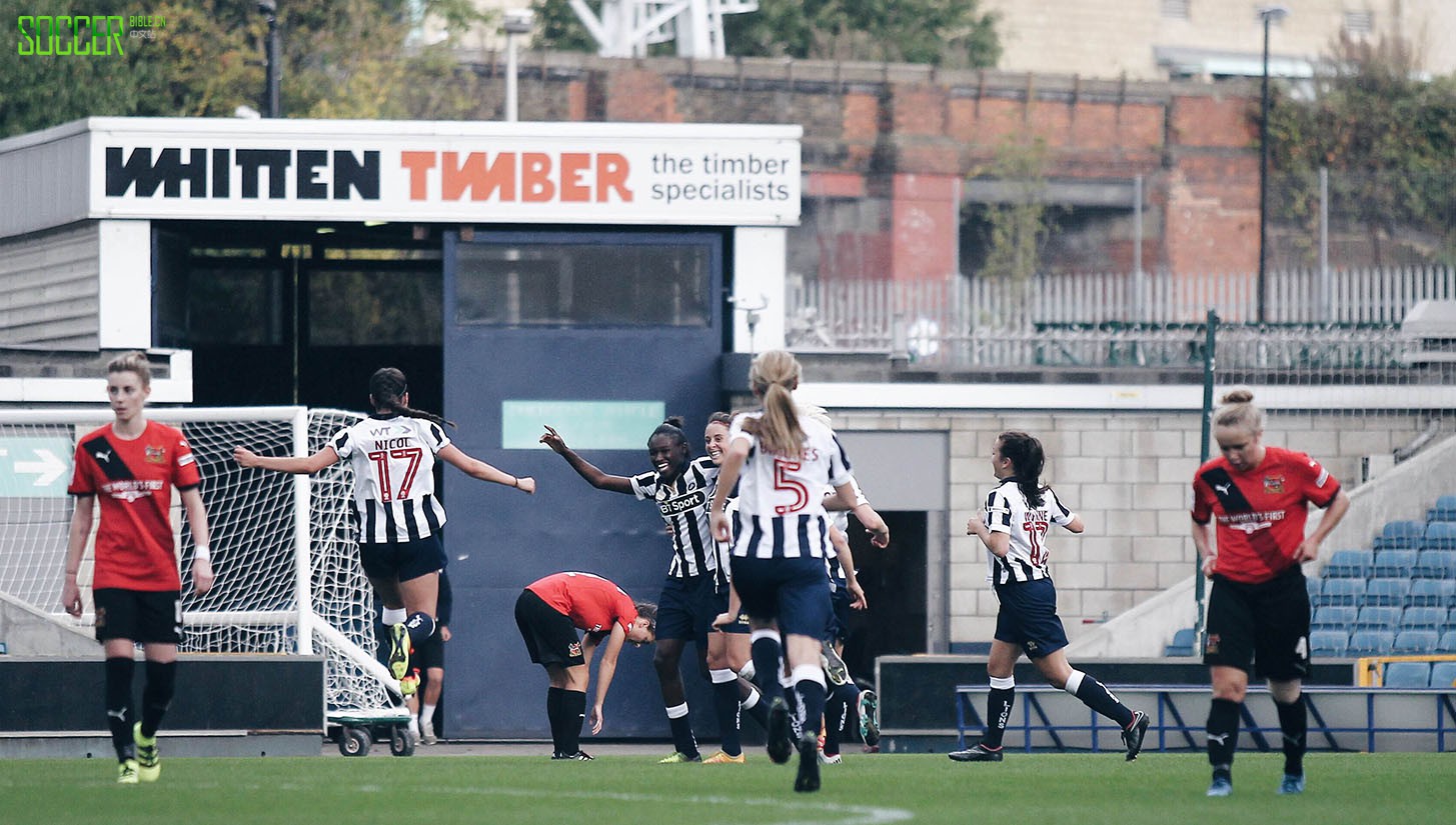 millwall-lionesses-framed_0018_img_2913