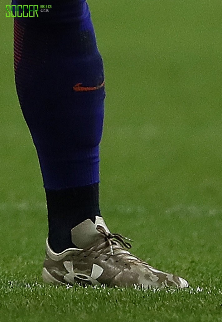 Memphis Depay (Netherlands) Under Armour Spotlight 2.0