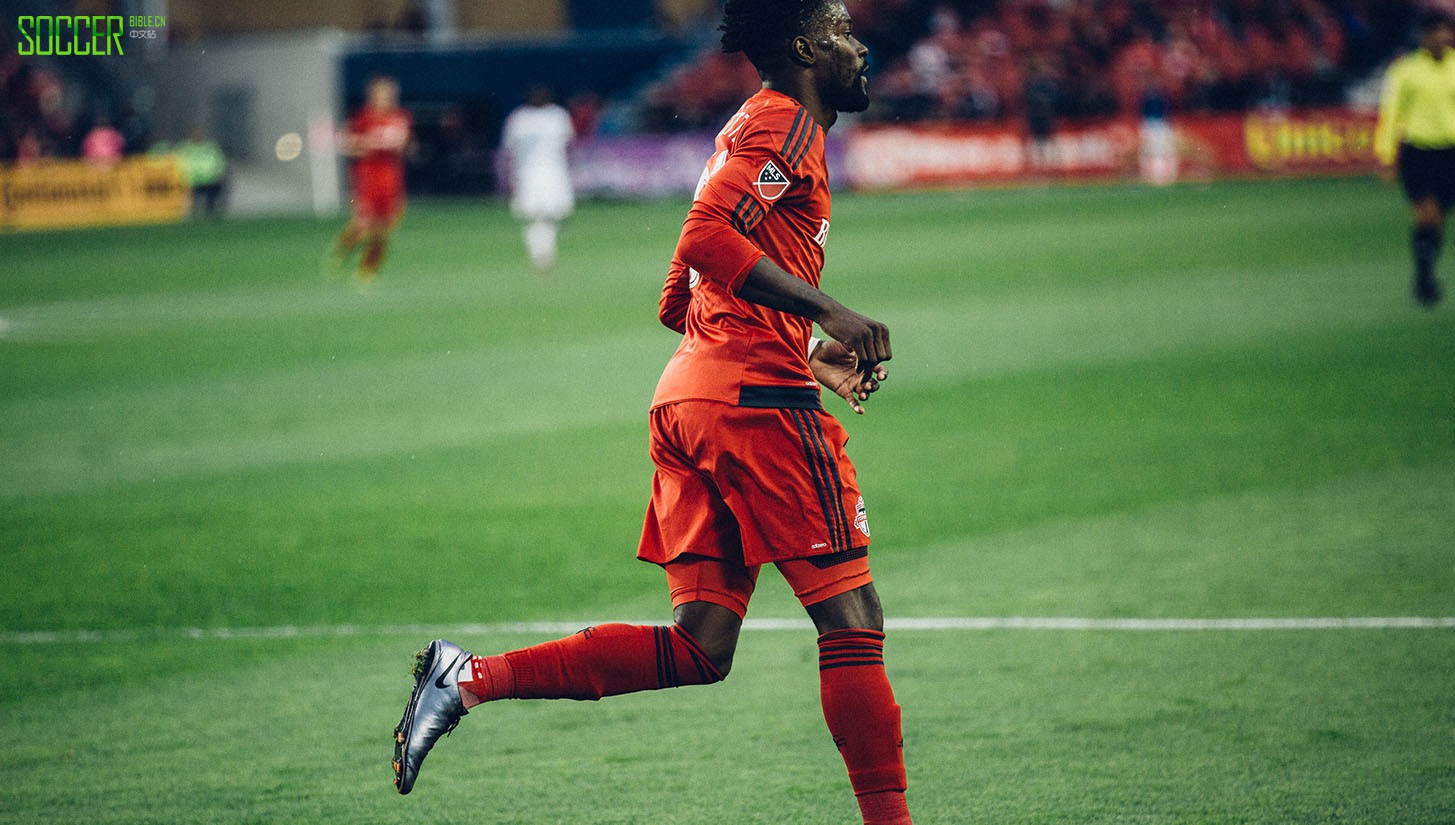 toronto-fc-framed_0011_dem_7682