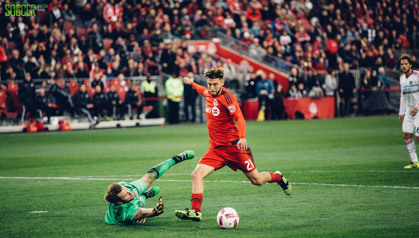 toronto-fc-framed_0016_dem_7570