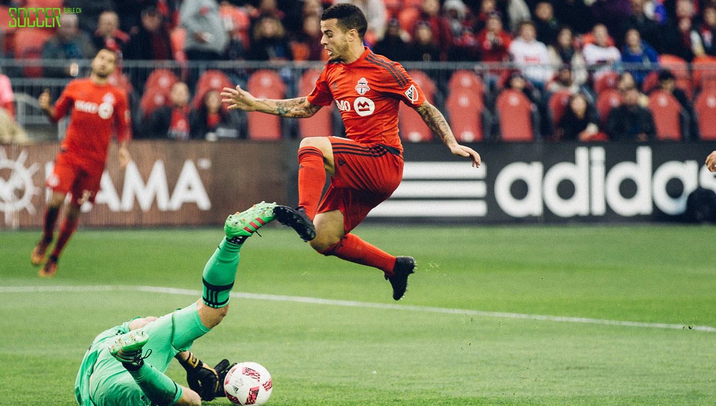 toronto-fc-framed_0019_dem_7379