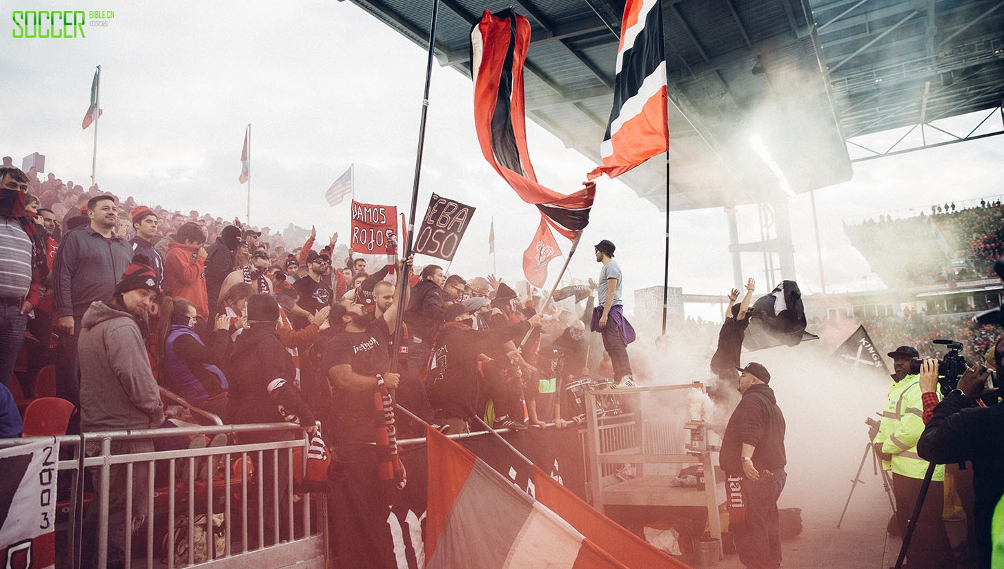 toronto-fc-framed_0024_dem_7261