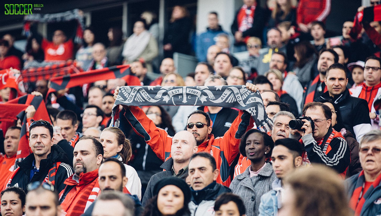 toronto-fc-framed_0040_dem_6776